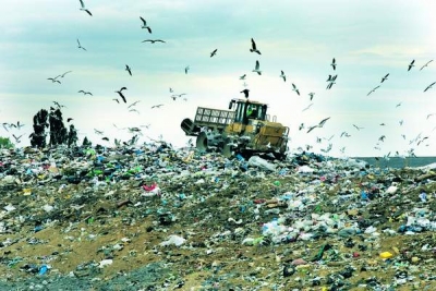 Italia ar putea transfera deşeuri menajere în gropi de gunoi din România