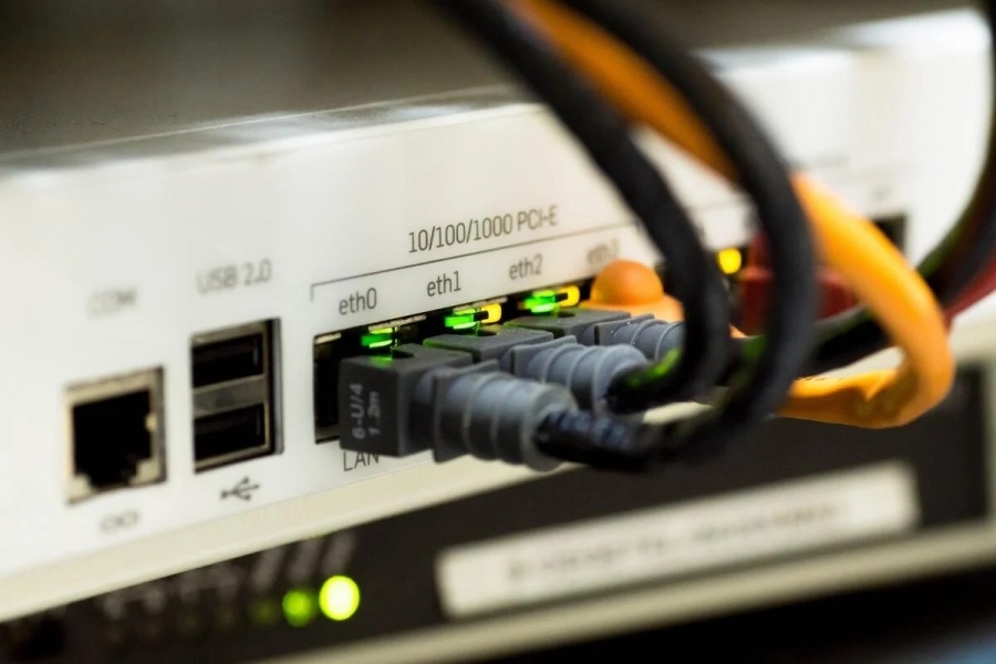 Numărul de conexiuni la internet fix a depăşit pragul de 6 milioane