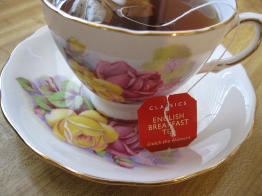 Standarde britanice pentru prepararea unei ceşti de ceai cu gust perfect