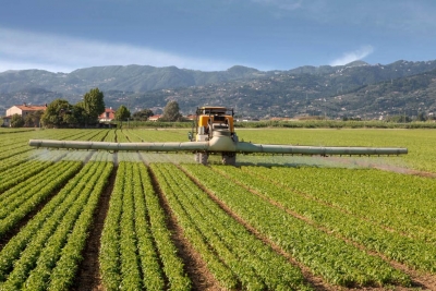 Peste 1,3 milioane de persoane au semnat o petiţie împotriva utilizării glifosatului