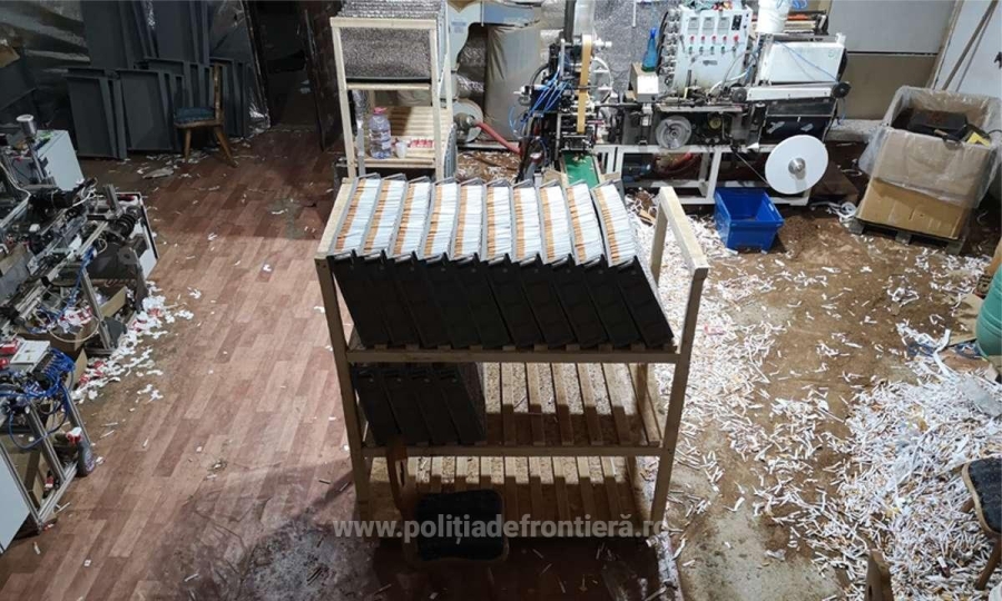 Fabrică ilegală de ţigarete "acasă" la Ion Creangă