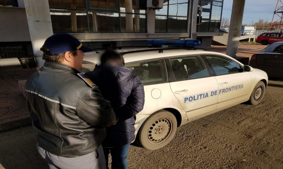 Urmărită internaţional, reţinută în P.T.F. Galaţi rutier