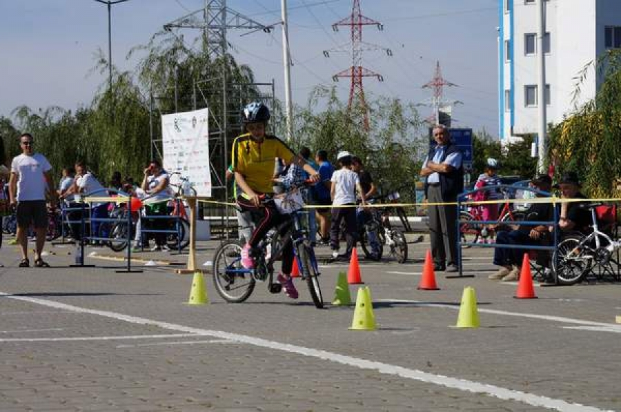 Juniorii au pedalat la Galaţi
