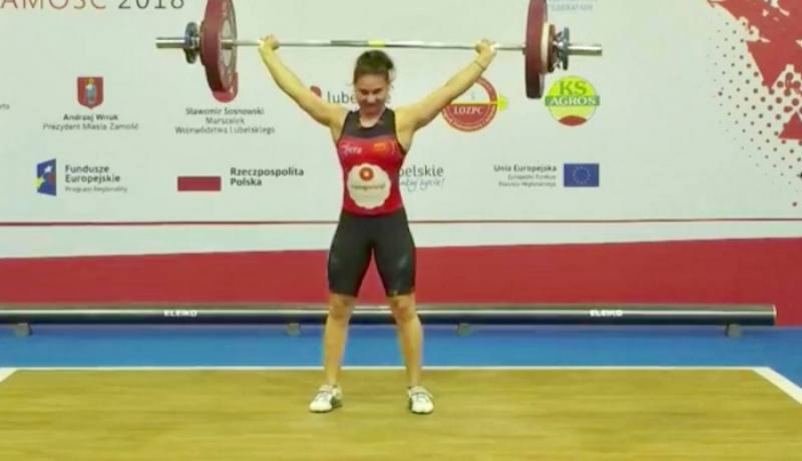 Andreea Penciu, de la CSU Galaţi, a cucerit trei medalii la Europenele de haltere