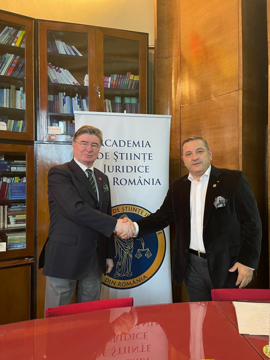 Bogdan Ciucă a fost ales preşedinte al Academiei de Ştiinţe Juridice din România