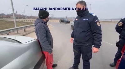 Depistat a doua oară de jandarmi conducând fără permis (VIDEO)