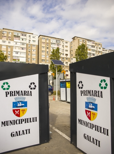 Ghenă vandalizată de 6 tineri