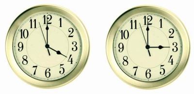 Sâmbătă ne dăm ceasurile înapoi: ora 4:00 devine ora 3:00