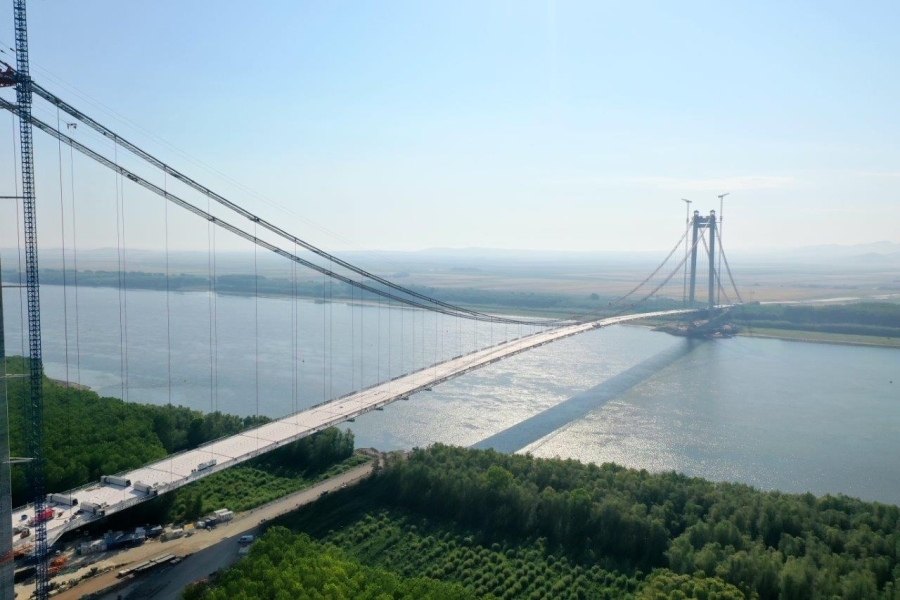 CNAIR: Constructorul podului suspendat peste Dunăre de la Brăila este în continuare în întârziere