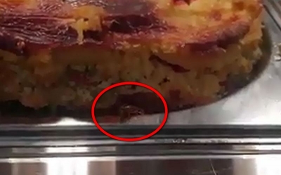 VIDEO: Un restaurant din mall, închis temporar din cauza gândacilor