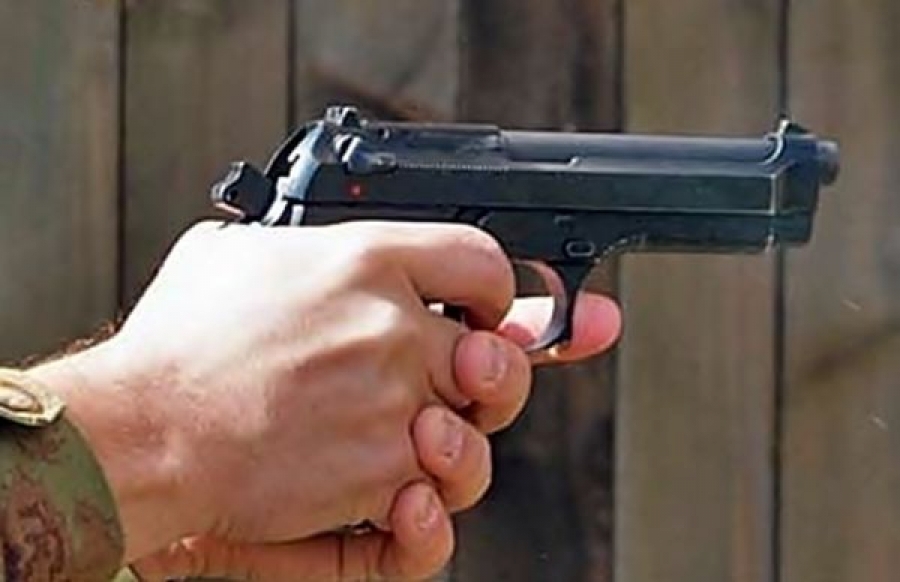 Săbii şi focuri de armă într-o comună din judeţul Galaţi