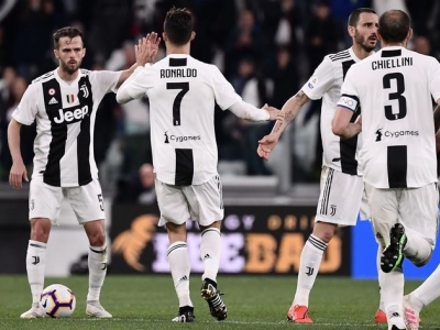 Fotbaliştii de la Juventus au revenit la antrenamente