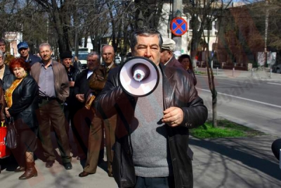 Pensionarii gălăţeni, sătui de promisiuni nerespectate