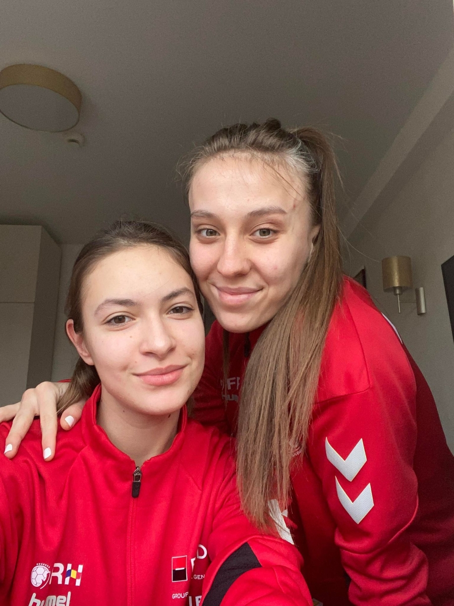 Două jucătoare de la CSM Galaţi şi una de la ACS Lucian Bute au îmbrăcat tricoul României