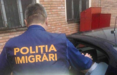 Frate, frate, da' legea e lege: Două persoane din Republica Moldova amendate şi "returnate" în ţara lor
