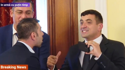VIDEO: La un pas de bătaie în Parlament. Confruntarea dintre George Simion şi Gabriel Zetea