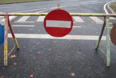 Circulaţie îngreunată în weekend la ieşirea din oraş spre dig