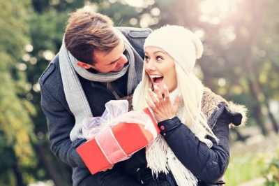 Cadouri de VALENTINE'S DAY în funcţie de stadiul în care se află relaţia