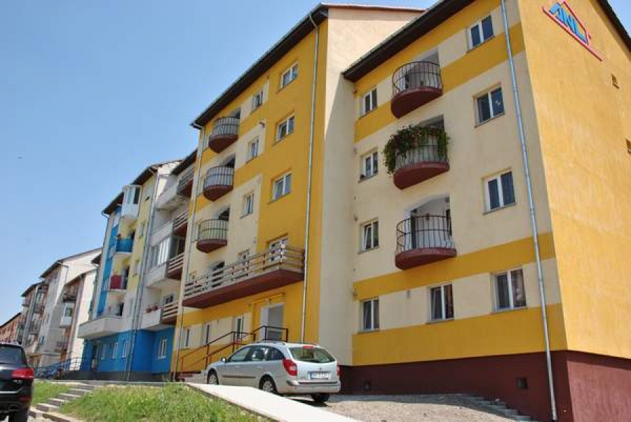 România va împrumuta 175 de milioane euro pentru construcţia a 7.000 de locuinţe ANL