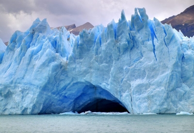 Calote glaciare precum cea a Groenlandei pot dispărea extrem de rapid în condiţiile încălzirii climei