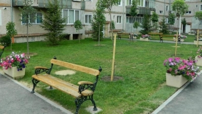 Trei asociaţii de proprietari din Galaţi au luat, în premieră, în administrare spaţii verzi