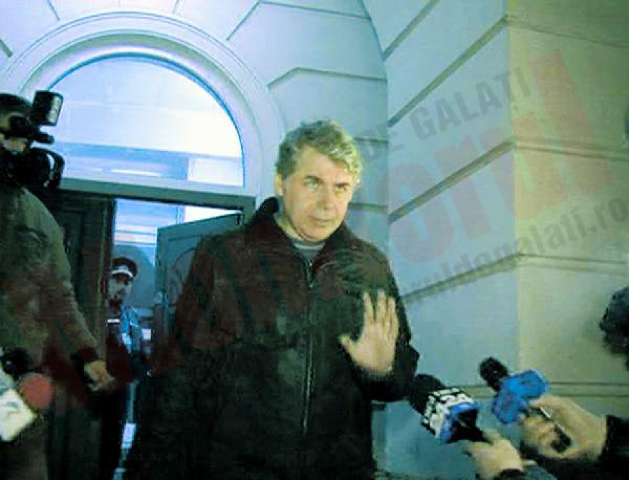 Tribunalul a prelungit mandatul de arestare cu o zi întârziere