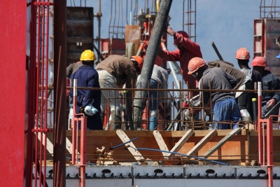 România a avut în februarie a doua mare creştere a lucrărilor de construcţii din UE