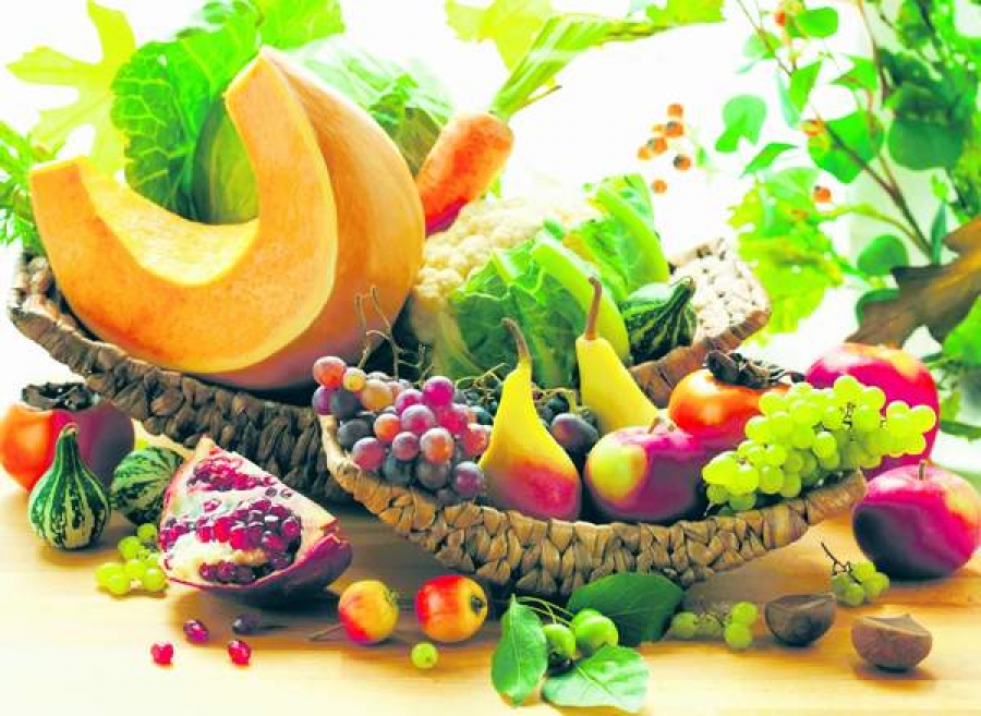 10 fructe şi legume de pus în coşul de cumpărături