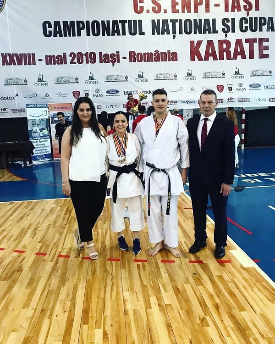 15 medalii gălăţene noi pentru Karate Club, Kodo şi Meikyo la Naţionale. Titlurile de campioni au fost adjudecate de Roxana Stoica şi Andrei Diaconu