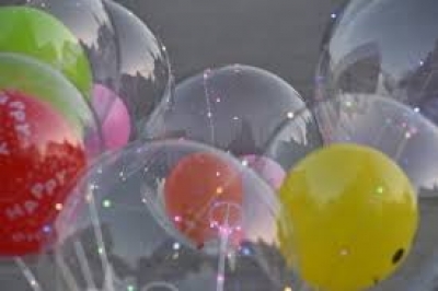 Jucării luminoase vândute ilegal pe Faleză