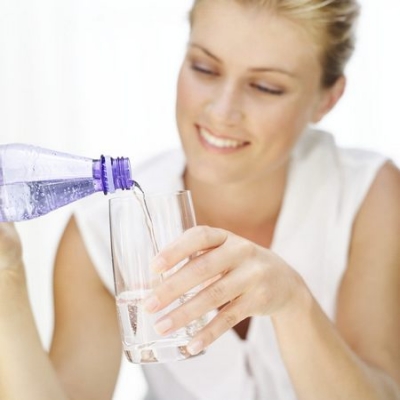 Consumul excesiv de apă poate fi dăunător pentru sănătate