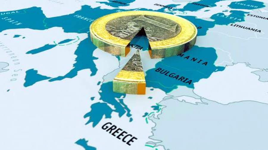 Puterea de cumpărare a grecilor va scădea cu 40% dacă Grecia va reveni la drahmă