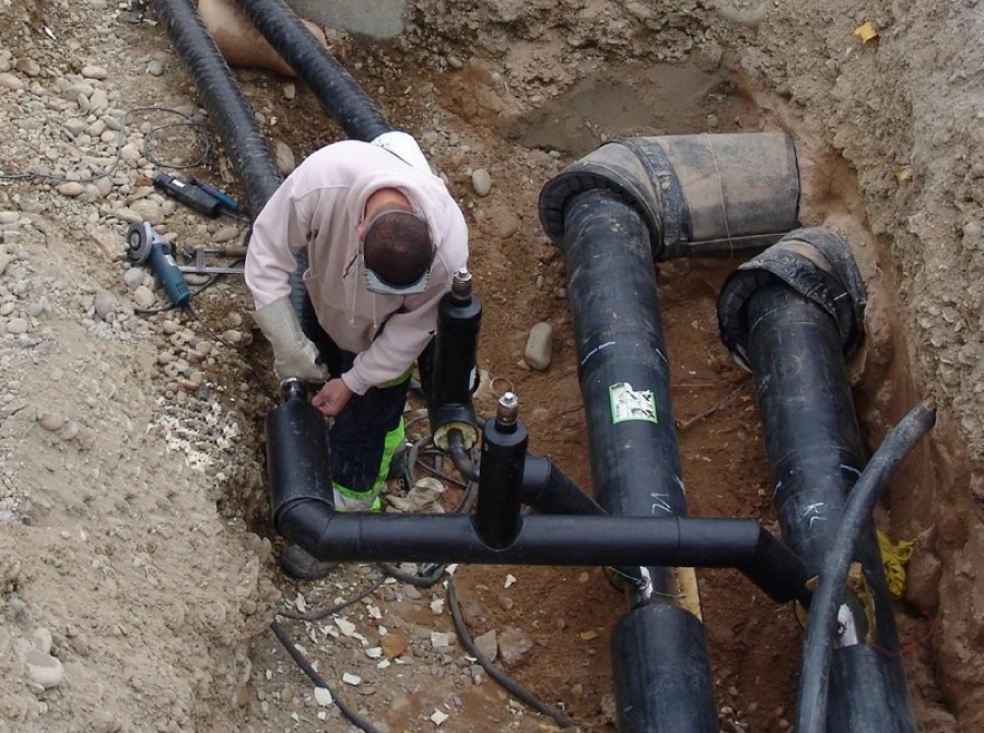 Fonduri europene pentru extinderea reţelelor de apă şi canalizare în Bereşti şi Tecuci