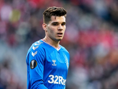 Glasgow Rangers l-a transferat pe Ianis Hagi