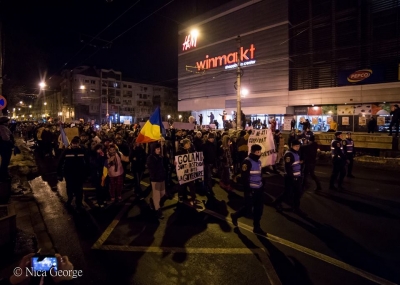 Gălăţenii ies în stradă să ceară demisia ministrului Justiţiei