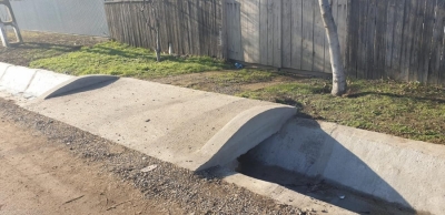 Au fost finalizate 600 podeţe de acces la proprietăţi în 12 localităţi din judeţul Galaţi