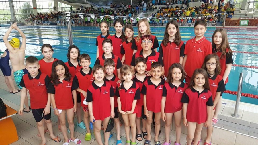 Copii de la Aqua Sport au urcat de şapte ori pe podium la Cupa Bistriţei