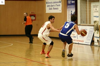 Băieţii de la Phoenix U au derbi cu Ştiinţa înainte de Final Four