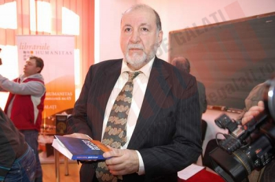 Fascinantul Mircea Eliade, un om modest şi simplu care-şi iubea ţara