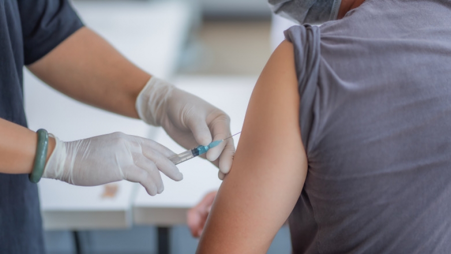 Centrul de vaccinare pentru efectuarea rapelului poate fi schimbat din platfomă