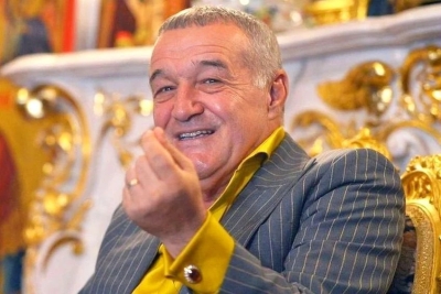 Gigi Becali a anunţat că trei jucători ucraineni de naţională se vor antrena şi juca la FCSB până la finalul sezonului