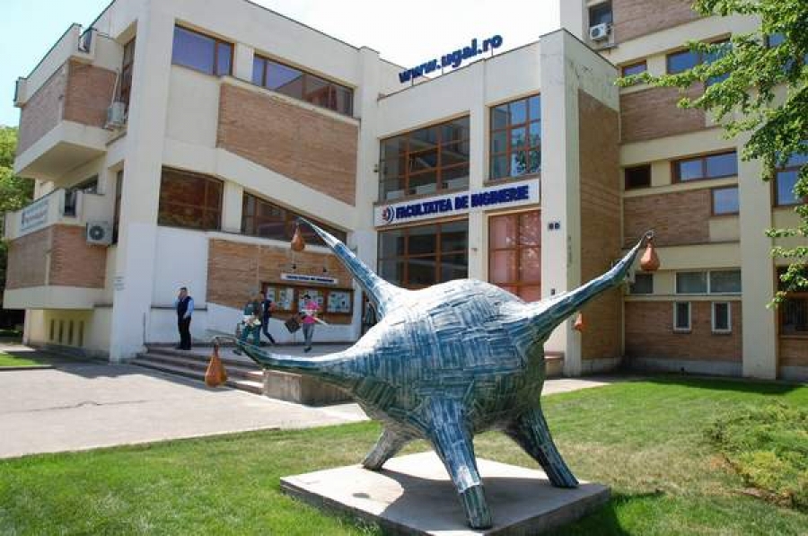 Studenţi şi profesori premiaţi la Zilele Facultăţii de Inginerie