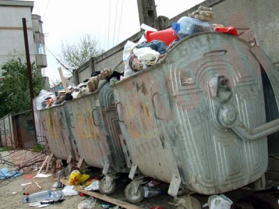 Fiecare român produce peste 350 kilograme de gunoi pe an