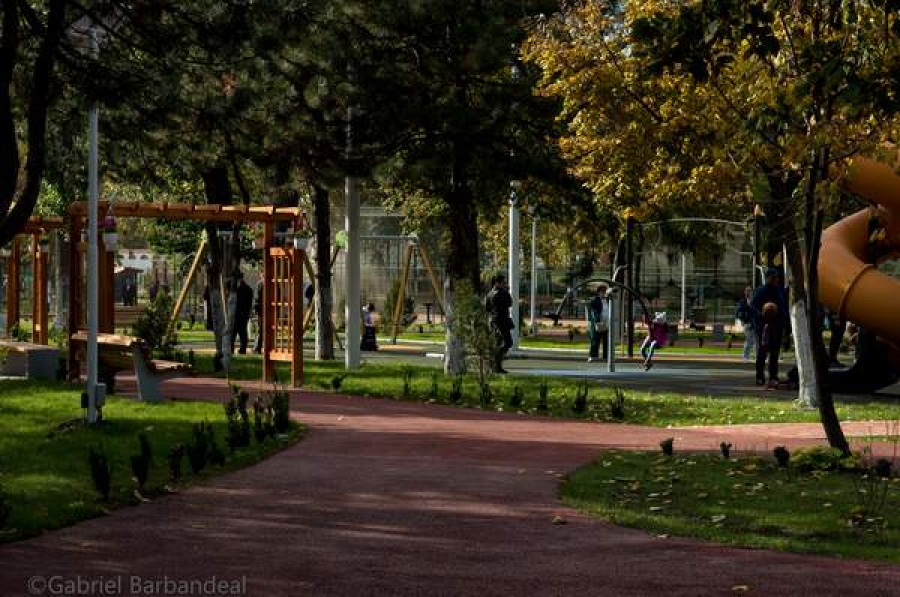 Orăşelul Copiilor, luat cu asalt din prima zi
