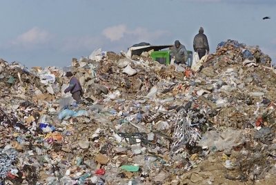 “Statul va împrumuta, prin Trezorerie, autorităţile publice locale pentru închiderea depozitelor de gunoi neconforme”