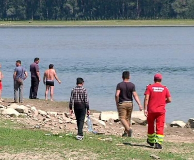 Dunărea a înghiţit un copil şi pe pe unchiul său, un gălăţean l-a salvat pe fratele celui dispărut în apă