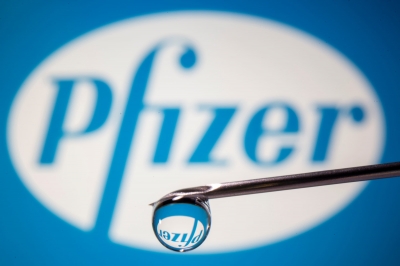 Medici gălăţeni sponsorizaţi de Pfizer