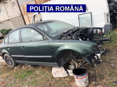 Multe din firmele de dezmembrări auto din Galaţi funcţionează ilegal