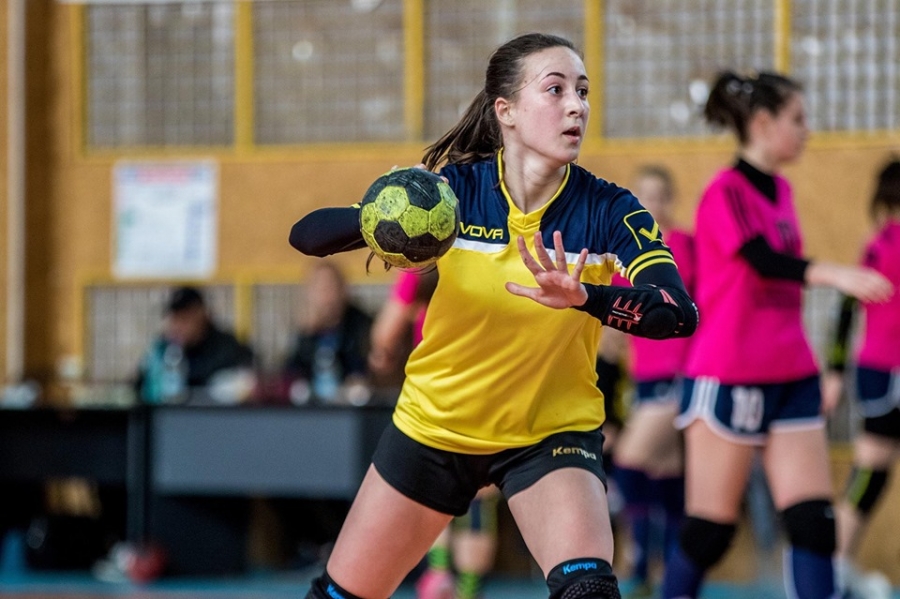 Andreea Merla: „Visul oricărui sportiv este să ajungă să joace pentru naţională“ (FOTO)
