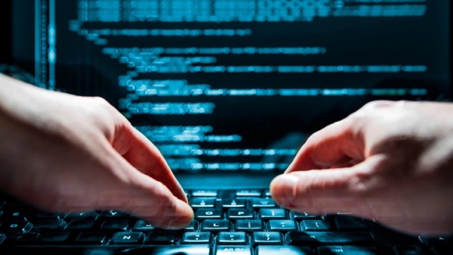 Lucian Bode: A fost identificată persoana care a susţinut activitatea hackerilor ce au atacat cibernetic site-uri româneşti